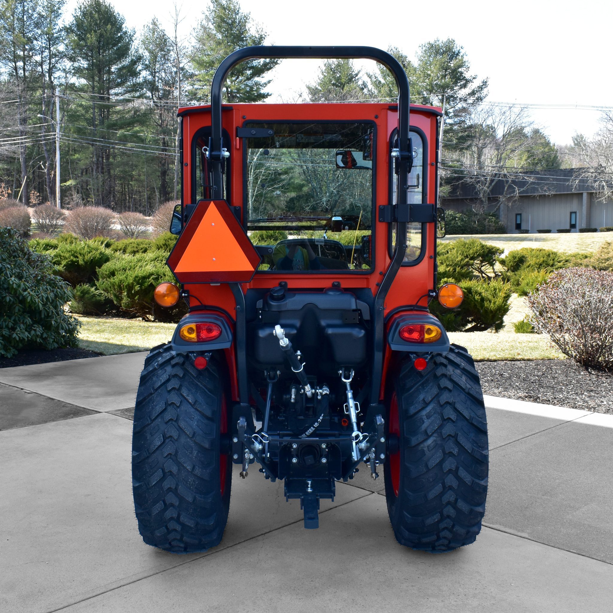 Advantage Cab for the Bobcat CT20 Series