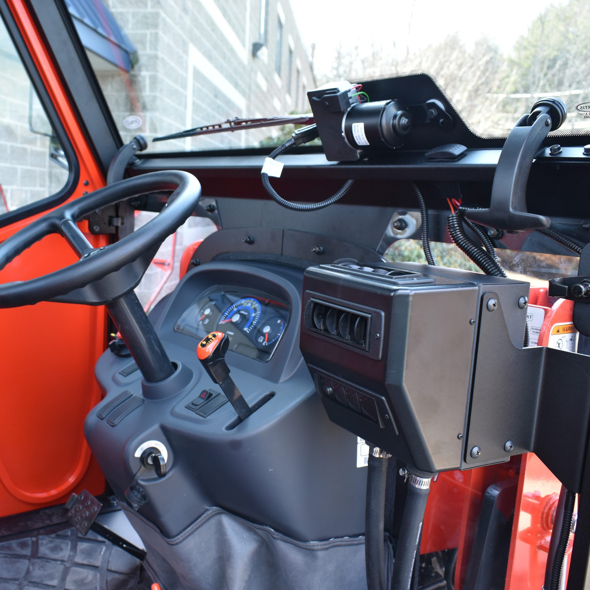 Advantage Cab for the Bobcat CT20 Series