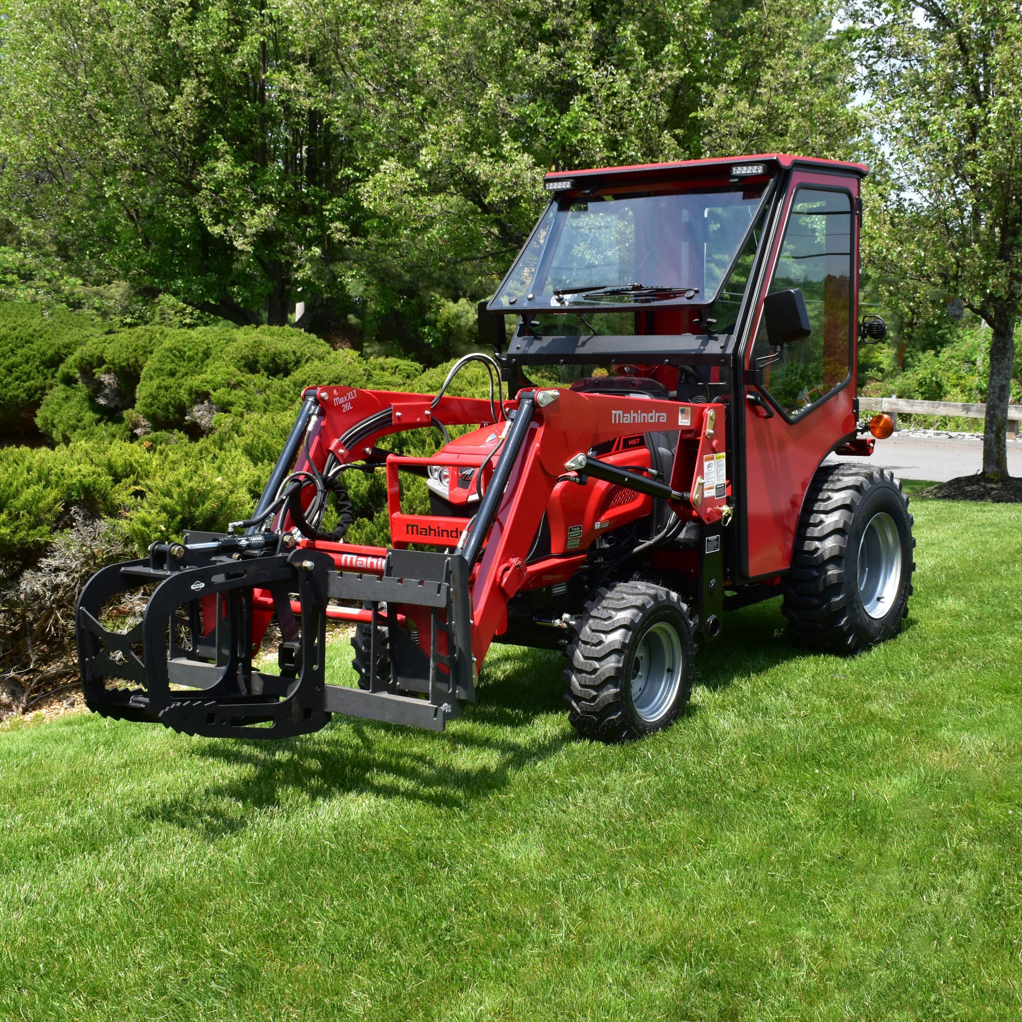 Advantage Cab for the Mahindra Max 26 XLT