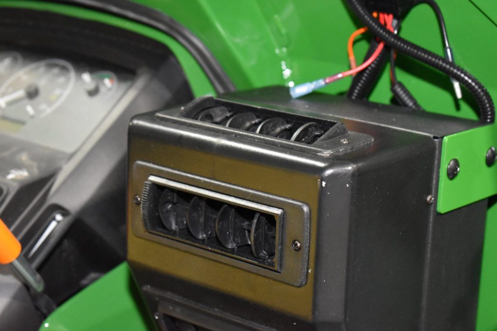 Heater for John Deere 1 Series & 2025R Base Cabs